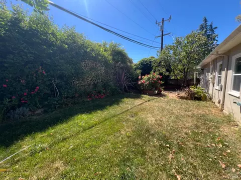 1300 Mariposa St, Vallejo, CA 94590 photo 24