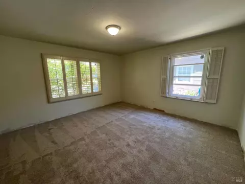 1300 Mariposa St, Vallejo, CA 94590 photo 18
