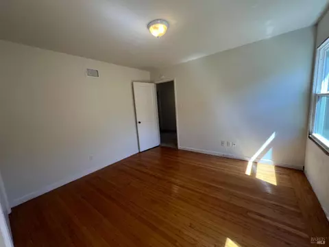 1300 Mariposa St, Vallejo, CA 94590 photo 15