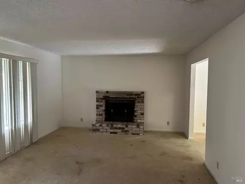 426 Keats Dr, Vallejo, CA 94591 photo 6