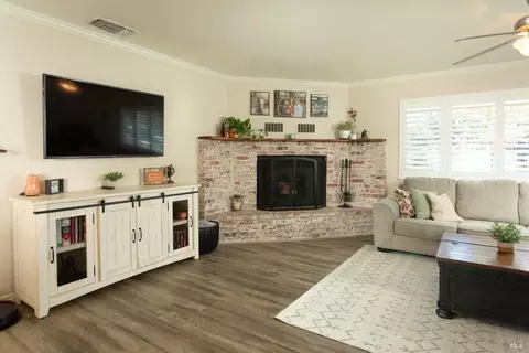 309 N Jefferson St, Dixon, CA 95620 photo 11