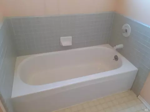 946 Wright St, Santa Rosa, CA 95404 photo 17