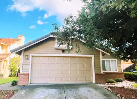 1188 Trombetta St, Santa Rosa, CA 95407