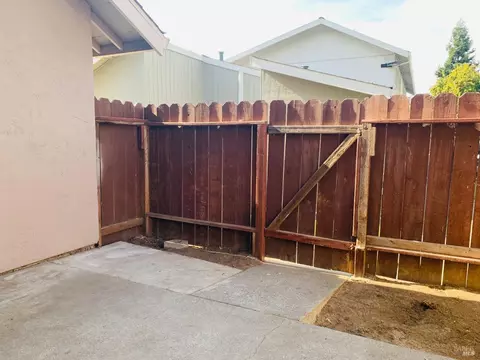93 El Toro Ct, Fairfield, CA 94533 photo 35