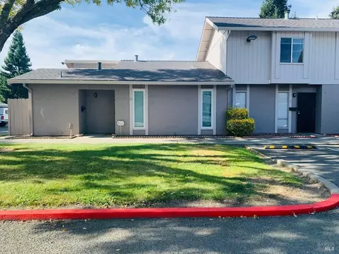 93 El Toro Ct, Fairfield, CA 94533 photo 2