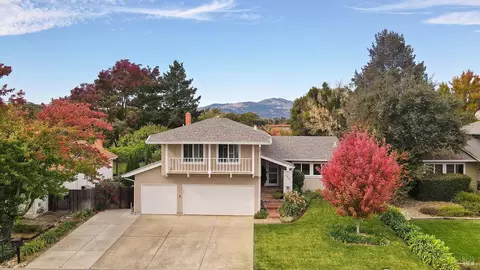 1825 Salisbury Dr, Fairfield, CA 94534