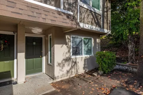 1402 Callen St #E, Vacaville, CA 95688 photo 3