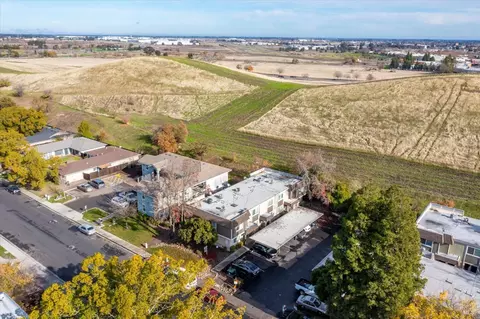 1402 Callen St #E, Vacaville, CA 95688 photo 31