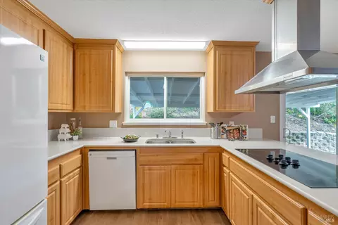 363 Springbrook Dr, Vallejo, CA 94591 photo 11
