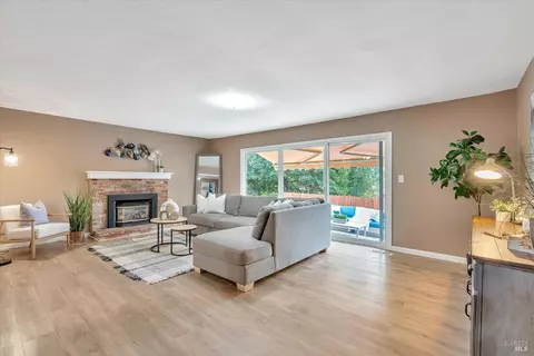 363 Springbrook Dr, Vallejo, CA 94591 photo 14