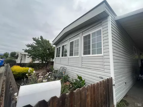 123 Robin Way, Napa, CA 94558 photo 2