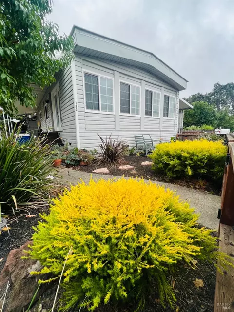 123 Robin Way, Napa, CA 94558