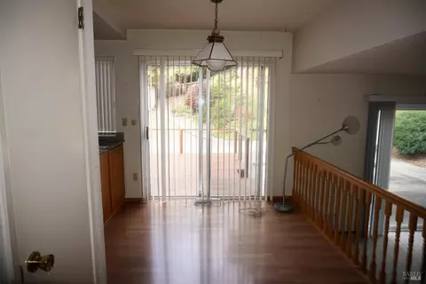 910 Skyline Dr, Vallejo, CA 94591 photo 9