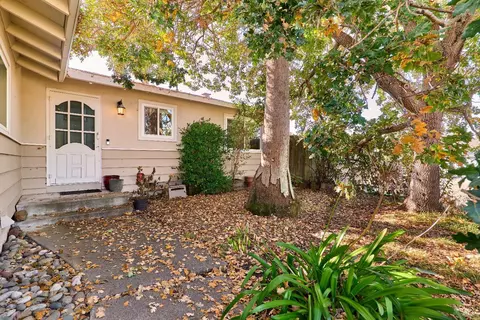 34 Wilmington Dr, Petaluma, CA 94952