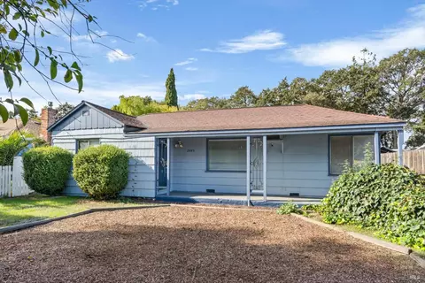 2095 Corby Ave, Santa Rosa, CA 95407