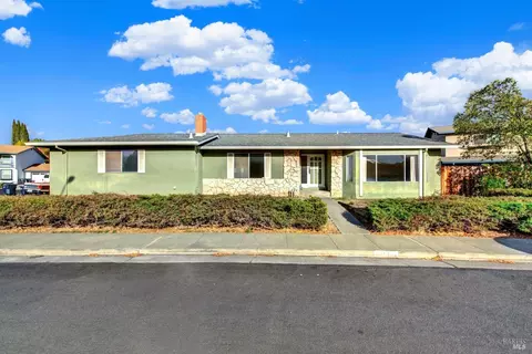 1742 Barton Dr, Fairfield, CA 94534 photo 2