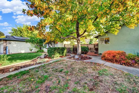 1742 Barton Dr, Fairfield, CA 94534 photo 8