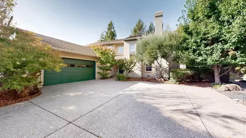 3 Kotsaris Ct, Petaluma, CA 94952