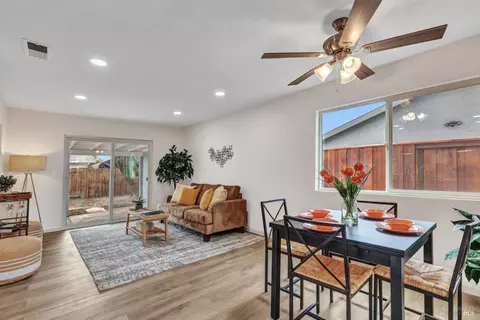 1037 Quail Dr, Fairfield, CA 94533 photo 16