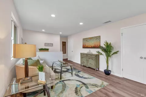 1037 Quail Dr, Fairfield, CA 94533 photo 9