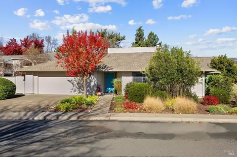 712 Oregon St, Sonoma, CA 95476