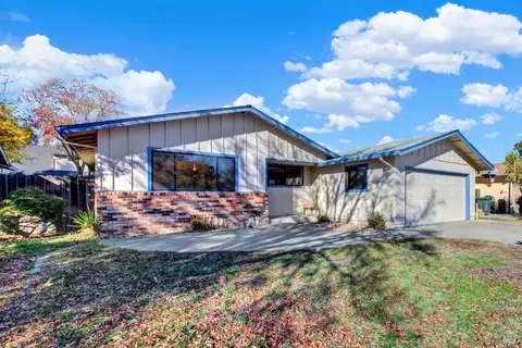 132 Clark Way, Vacaville, CA 95687