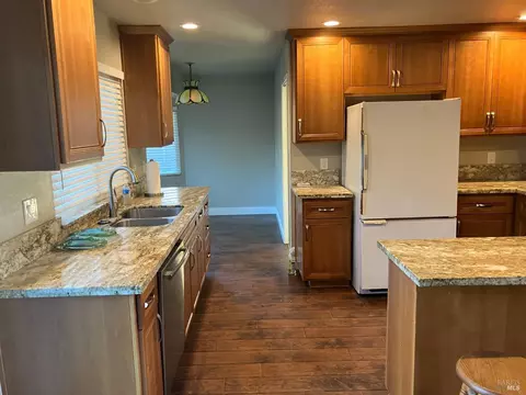3024 Chestnut Ct, Fairfield, CA 94533 photo 5