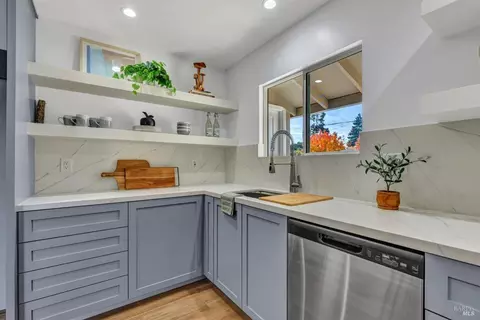 3256 Macfadden St, Napa, CA 94558 photo 12