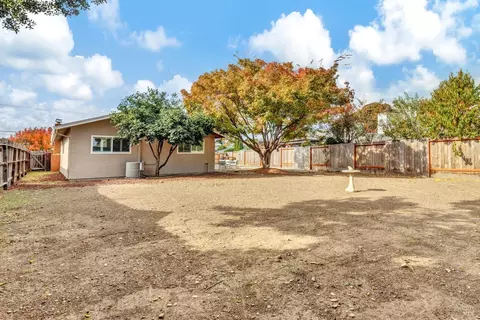 3256 Macfadden St, Napa, CA 94558 photo 32