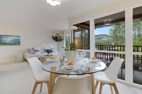 86 Forest Ln, San Rafael, CA 94903