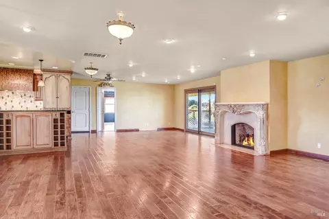 100 Shelley Dr, Vallejo, CA 94591 photo 6