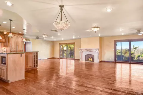 100 Shelley Dr, Vallejo, CA 94591 photo 5