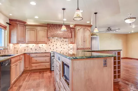 100 Shelley Dr, Vallejo, CA 94591 photo 9