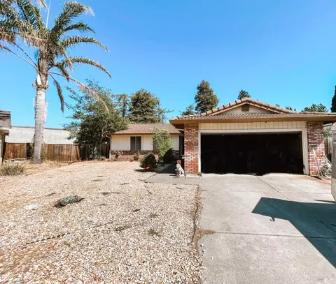 4827 Windermere Dr, Newark, CA 94560