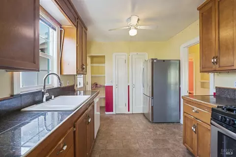 1431 Alabama St, Vallejo, CA 94590 photo 7