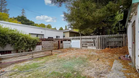 228 Ward St, Martinez, CA 94553 photo 31