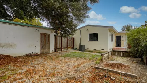 228 Ward St, Martinez, CA 94553 photo 32