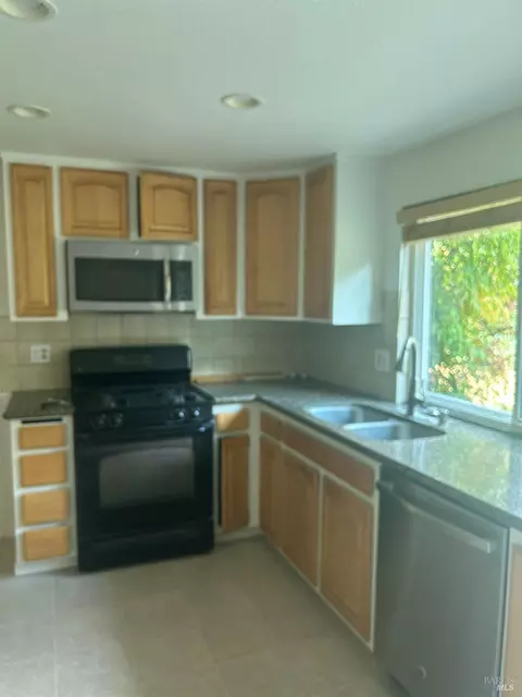 3184 Serra Way, Fairfield, CA 94534 photo 12