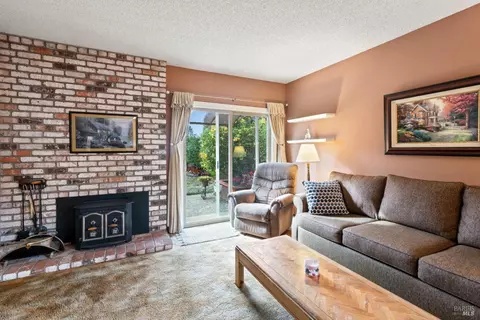 349 Lexington Dr, Vallejo, CA 94591 photo 12