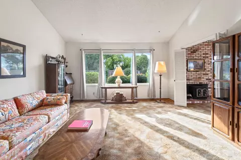 349 Lexington Dr, Vallejo, CA 94591 photo 8