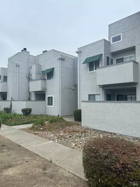 225 Pennsylvania Ave #E6, Fairfield, CA 94533