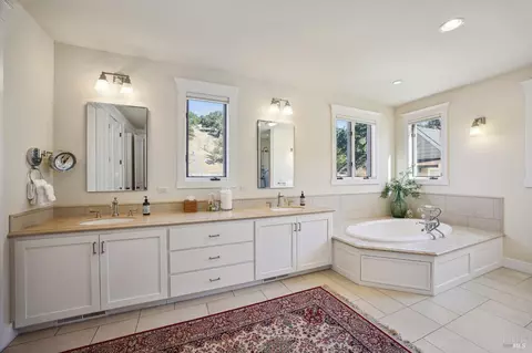 Bath - 5120 Lovall Valley Loop Rd, Sonoma, CA 95476 photo 3 of 7