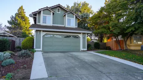 218 Sunhaven Dr, Fairfield, CA 94533