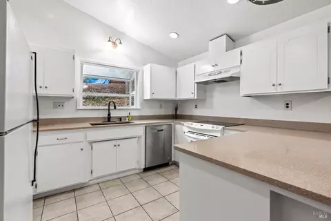 24198 Birch Cir, Willits, CA 95490 photo 14