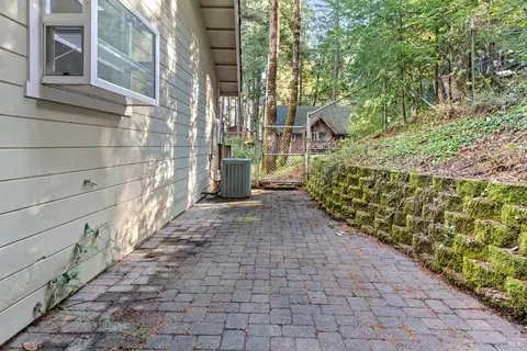 24198 Birch Cir, Willits, CA 95490 photo 19