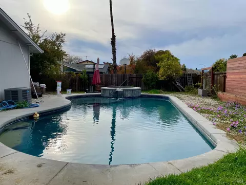 2736 Mankas Blvd, Fairfield, CA 94534 photo 9