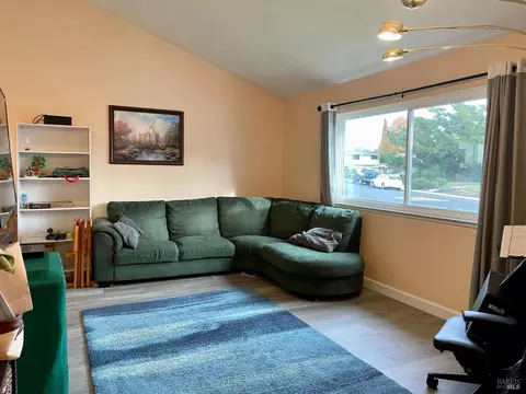 2736 Mankas Blvd, Fairfield, CA 94534 photo 17