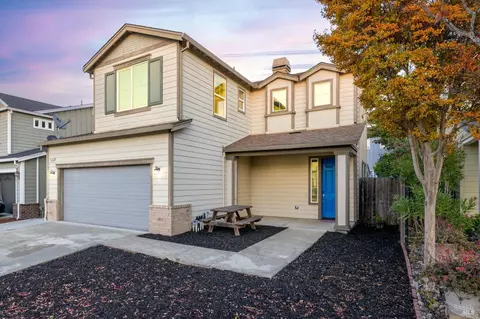 4132 Yeager Dr, Santa Rosa, CA 95407