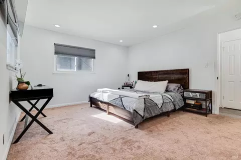 377 Pepper Dr, Vallejo, CA 94589 photo 16