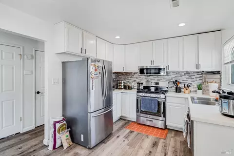 377 Pepper Dr, Vallejo, CA 94589 photo 21